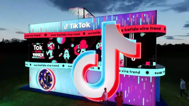Tour 3D do TikTokTown, com som