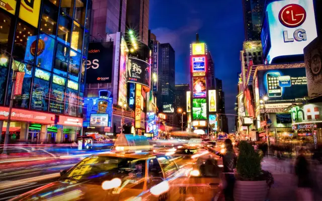 Referência visual: luzes da Times Square